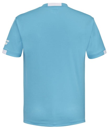 The image showcases the back of a cyan blue Babolat Play Men's Crew Neck Padel T-Shirt, featuring short sleeves with white accents near the ends. Crafted from recycled polyester, this plain jersey combines eco-friendly style with comfort thanks to its Fiber Dry technology.