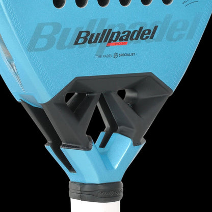 Close-up of the throat and branding of the Bullpadel Vertex 05 W 2026 Padel Racket, showcasing the "Bullpadel" logo and distinctive geometric design near the handle, inspired by Delfi Brea, set against a black background.